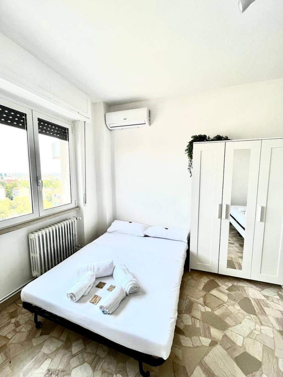 Skyscraper 11 Apartman Cinisello Balsamo Kültér fotó